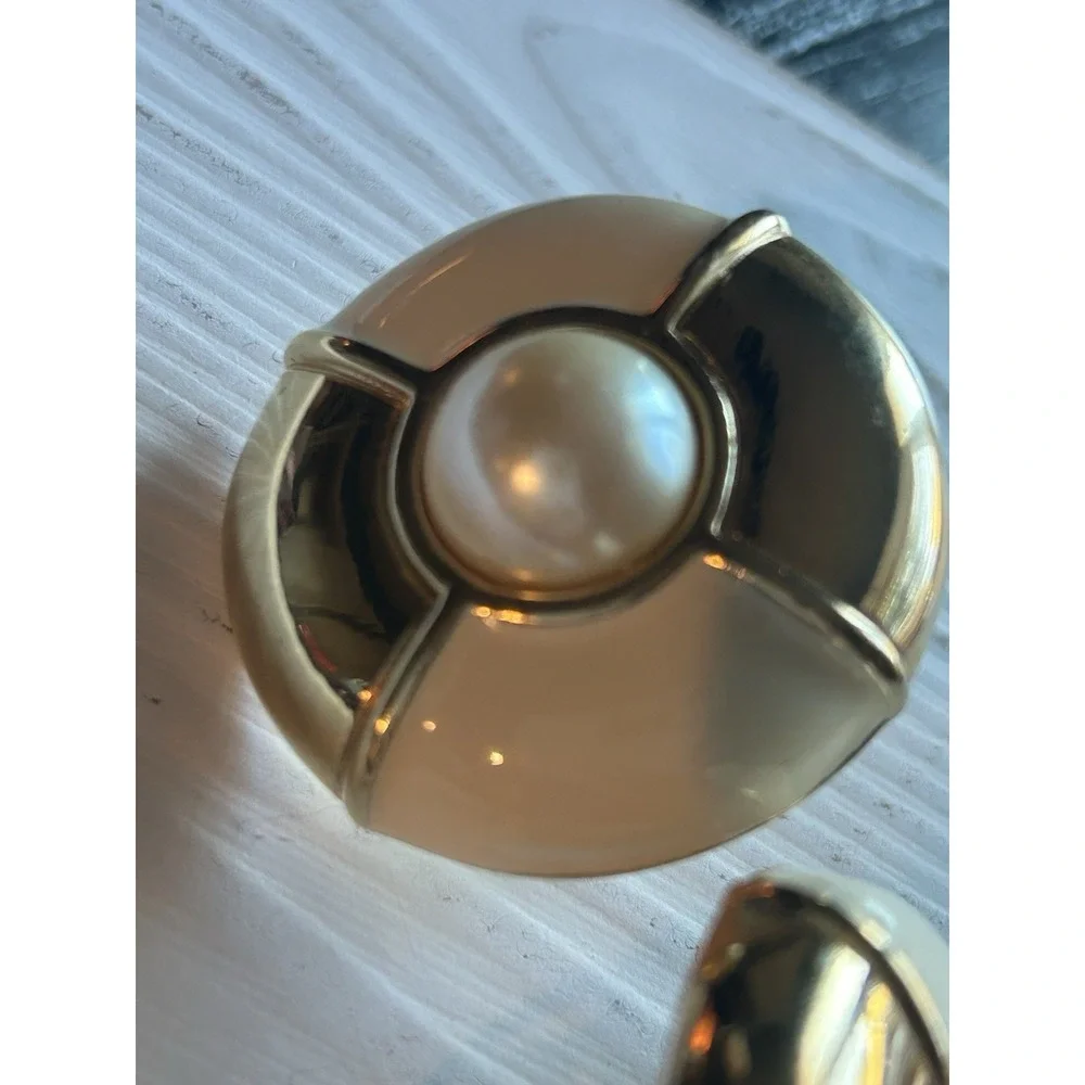 GIVENCHY Signed  Faux Pearl Ivory Enamel Gold Plated Statement Earrings C: 1980s - Picture 11 of 14